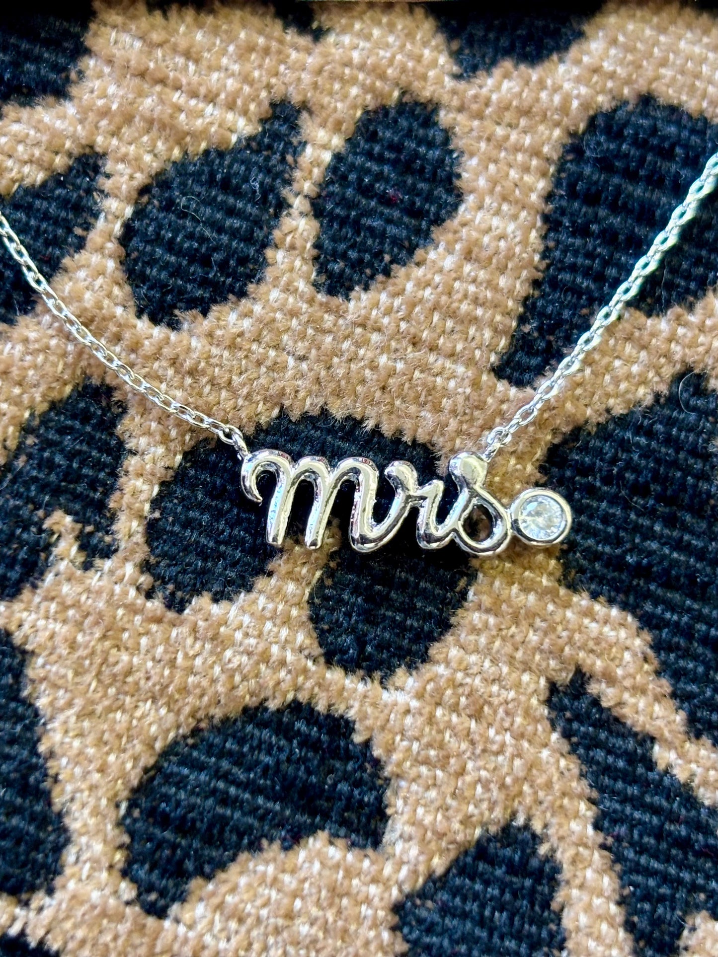 Mrs. | Necklace Silver